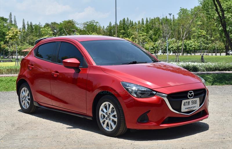 ขายรถเก๋งมือสอง-mazda-มาสด้า-2-สอง-รถปี2015-รหัส71567-562bd895.jpg ขายรถเก๋งมือสอง-mazda-มาสด้า-2-สอง-รถปี2015-รหัส71567-562bd895.jpg