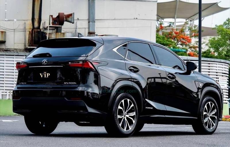 ขายรถเก๋งมือสอง lexus nx300h รถปี2015 รหัส 71571 รูปที่2