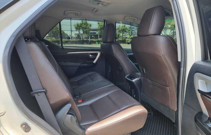 ขายรถอเนกประสงค์มือสอง toyota fortuner รถปี2016 รหัส 71587 รูปที่8