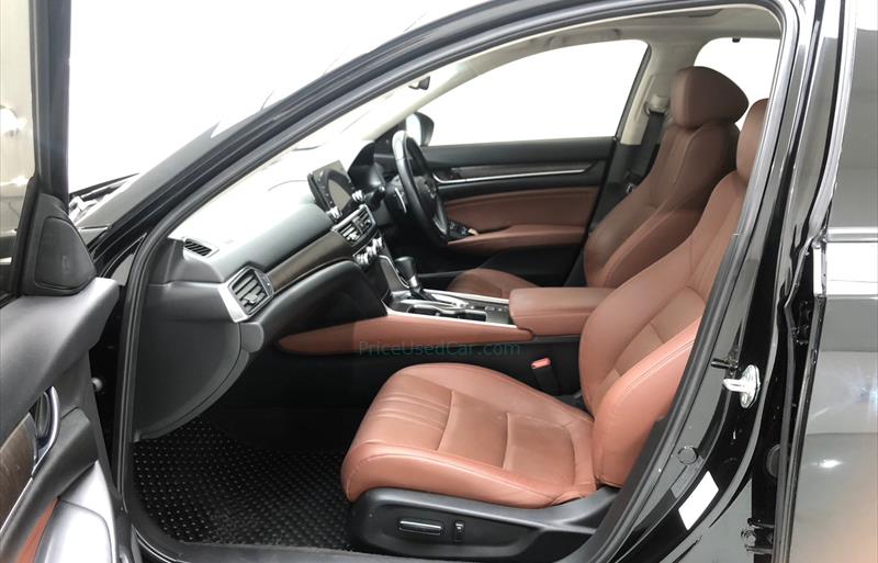 ขายรถเก๋งมือสอง-honda-ฮอนด้า-accord-แอคคอร์ด-รถปี2019-รหัส71588-1fe86a4e.jpg ขายรถเก๋งมือสอง-honda-ฮอนด้า-accord-แอคคอร์ด-รถปี2019-รหัส71588-1fe86a4e.jpg