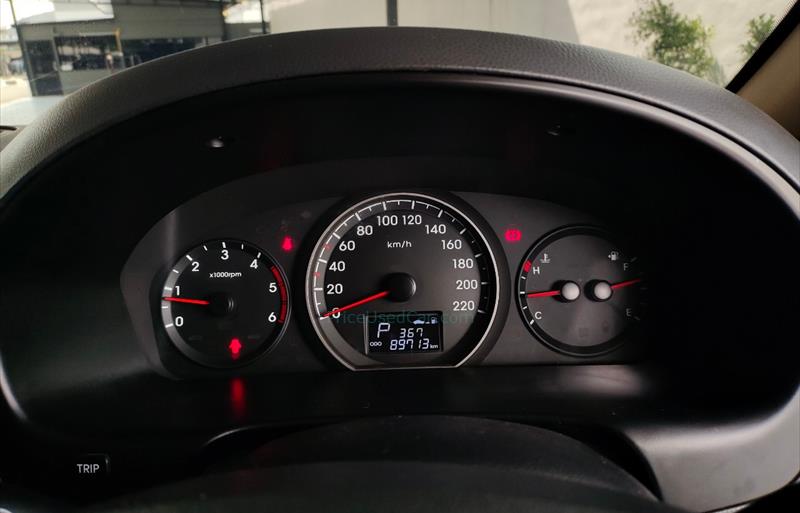 ขายรถตู้มือสอง hyundai h-1 รถปี2015 รหัส 71590 รูปที่5