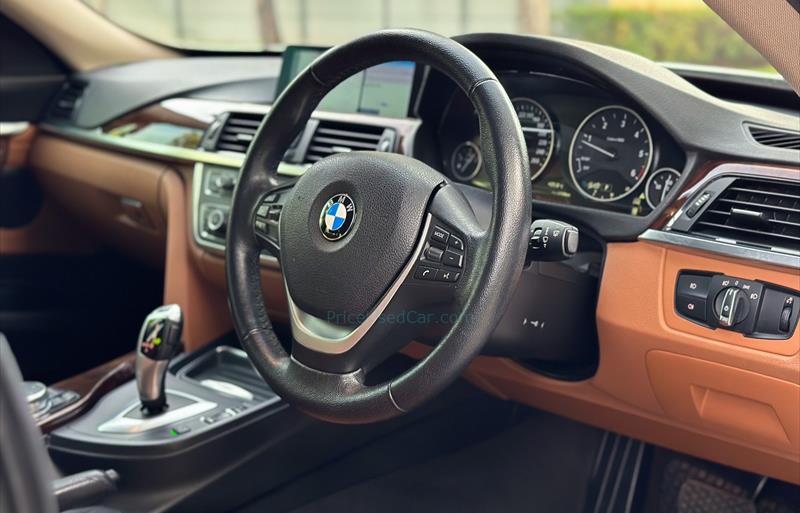 ขายรถเก๋งมือสอง-bmw-บีเอ็มดับบลิว-320d-สามสองศูนย์ดี-รถปี2015-รหัส71591-6b3f19e5.jpg ขายรถเก๋งมือสอง-bmw-บีเอ็มดับบลิว-320d-สามสองศูนย์ดี-รถปี2015-รหัส71591-6b3f19e5.jpg