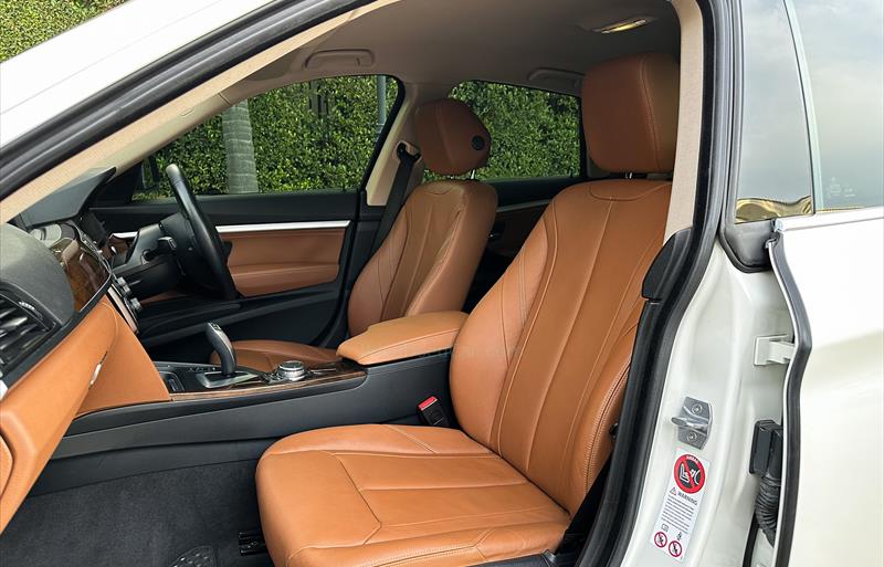 ขายรถเก๋งมือสอง-bmw-บีเอ็มดับบลิว-320d-สามสองศูนย์ดี-รถปี2015-รหัส71591-80fa4562.jpg ขายรถเก๋งมือสอง-bmw-บีเอ็มดับบลิว-320d-สามสองศูนย์ดี-รถปี2015-รหัส71591-80fa4562.jpg