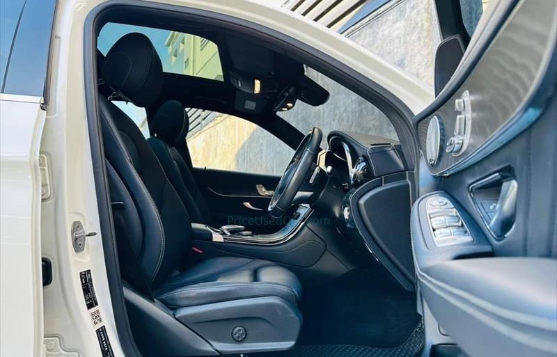 ขายรถเก๋งมือสอง-mercedes-benz-เมอร์เซเดสเบนซ์-glc250-จีแอลซีสองห้าศูนย์-รถปี2019-รหัส71605-63e1dbbc.jpg ขายรถเก๋งมือสอง-mercedes-benz-เมอร์เซเดสเบนซ์-glc250-จีแอลซีสองห้าศูนย์-รถปี2019-รหัส71605-63e1dbbc.jpg