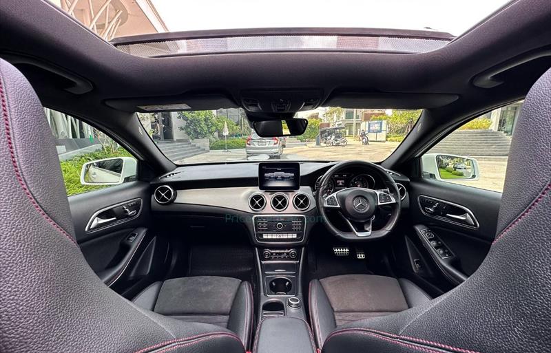 ขายรถเก๋งมือสอง-mercedes-benz-เมอร์เซเดสเบนซ์-gla250-รถปี2018-รหัส71608-0892c2fc.jpg ขายรถเก๋งมือสอง-mercedes-benz-เมอร์เซเดสเบนซ์-gla250-รถปี2018-รหัส71608-0892c2fc.jpg