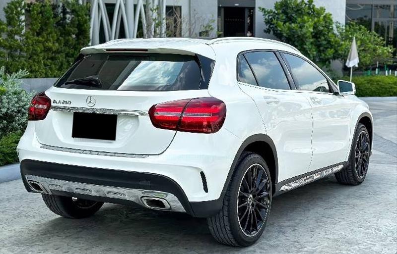 ขายรถเก๋งมือสอง mercedes-benz gla250 รถปี2018 รหัส 71608 รูปที่3