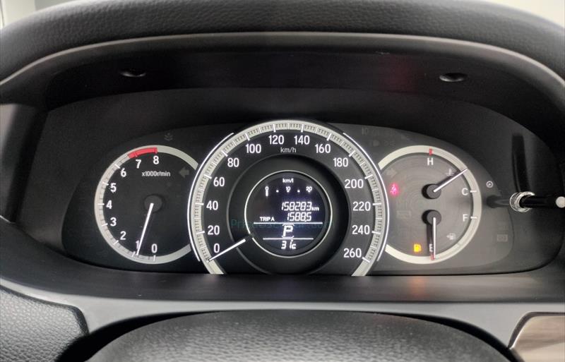 ขายรถเก๋งมือสอง-honda-ฮอนด้า-accord-แอคคอร์ด-รถปี2017-รหัส71612-305b0f60.jpg ขายรถเก๋งมือสอง-honda-ฮอนด้า-accord-แอคคอร์ด-รถปี2017-รหัส71612-305b0f60.jpg