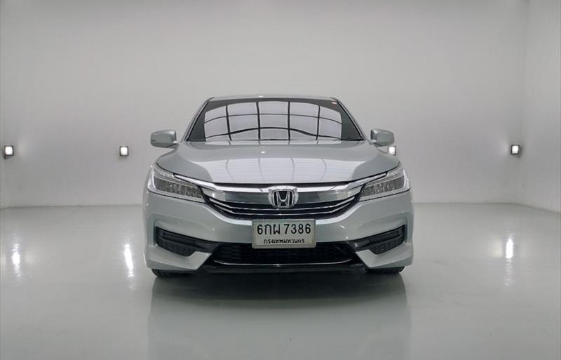 ขายรถเก๋งมือสอง-honda-ฮอนด้า-accord-แอคคอร์ด-รถปี2017-รหัส71620-75b51e8d.jpg ขายรถเก๋งมือสอง-honda-ฮอนด้า-accord-แอคคอร์ด-รถปี2017-รหัส71620-75b51e8d.jpg
