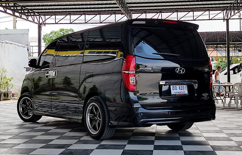 ขายรถตู้มือสอง hyundai h-1 รถปี2018 รหัส 71630 รูปที่3