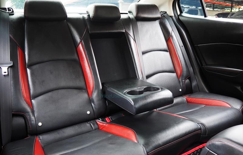 ขายรถเก๋งมือสอง-mazda-มาสด้า-3-สาม-รถปี2015-รหัส71632-93eb351f.JPG