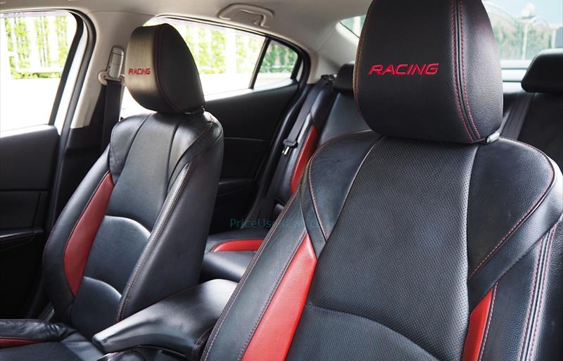 ขายรถเก๋งมือสอง-mazda-มาสด้า-3-สาม-รถปี2015-รหัส71632-e94208f2.JPG