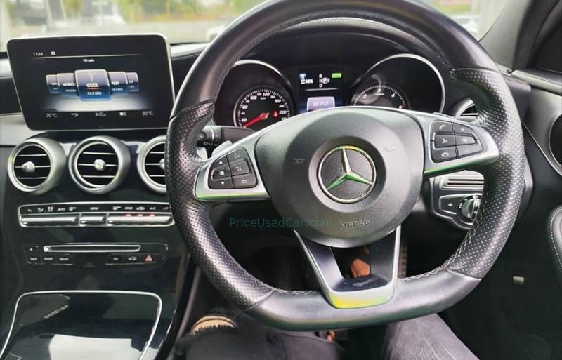 ขายรถเก๋งมือสอง-mercedes-benz-เมอร์เซเดสเบนซ์-c300-รถปี2015-รหัส71637-fb8c92d3.jpeg ขายรถเก๋งมือสอง-mercedes-benz-เมอร์เซเดสเบนซ์-c300-รถปี2015-รหัส71637-fb8c92d3.jpeg