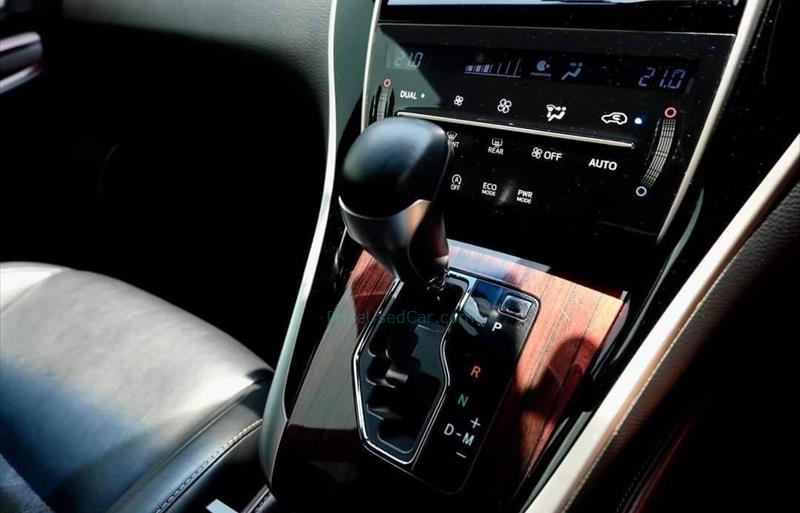 ขายรถอเนกประสงค์มือสอง toyota harrier รถปี2015 รหัส 71648-รูปที่12 ขายรถอเนกประสงค์มือสอง toyota harrier รถปี2015 รหัส 71648-รูปที่12