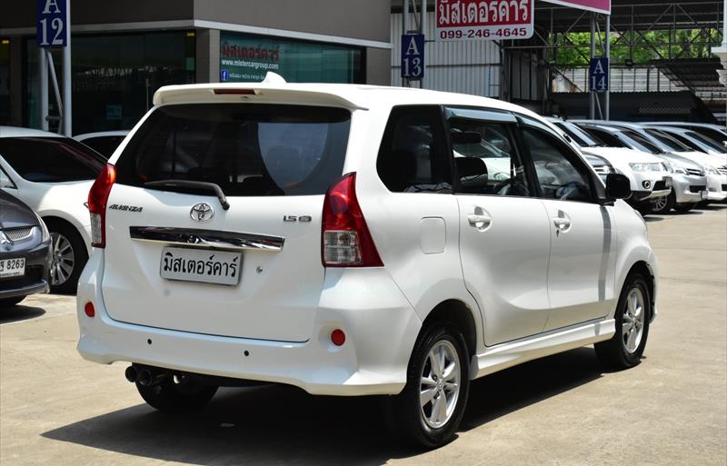 ขายรถเก๋งมือสอง toyota avanza รถปี2013 รหัส 71659 รูปที่2