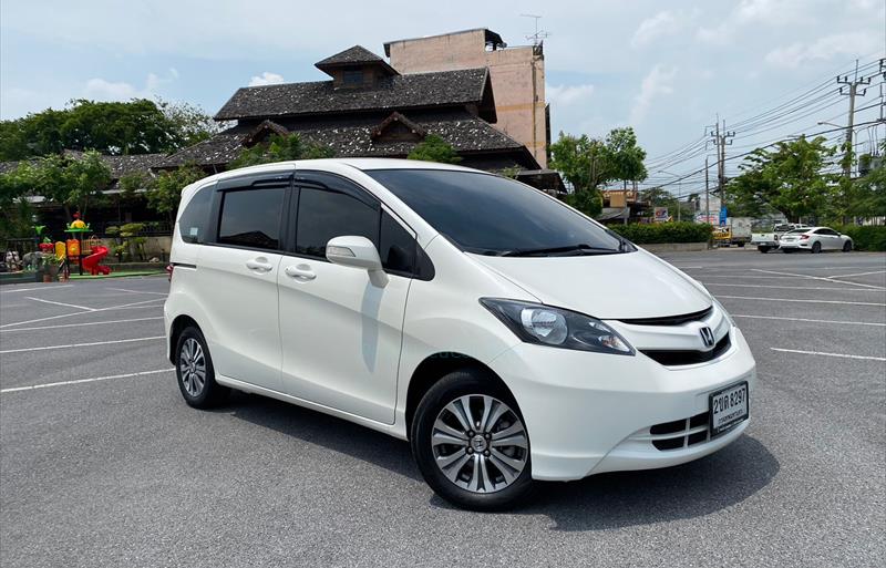 รถเก๋งมือสอง  HONDA FREED 1.5 E Sport รถปี2012