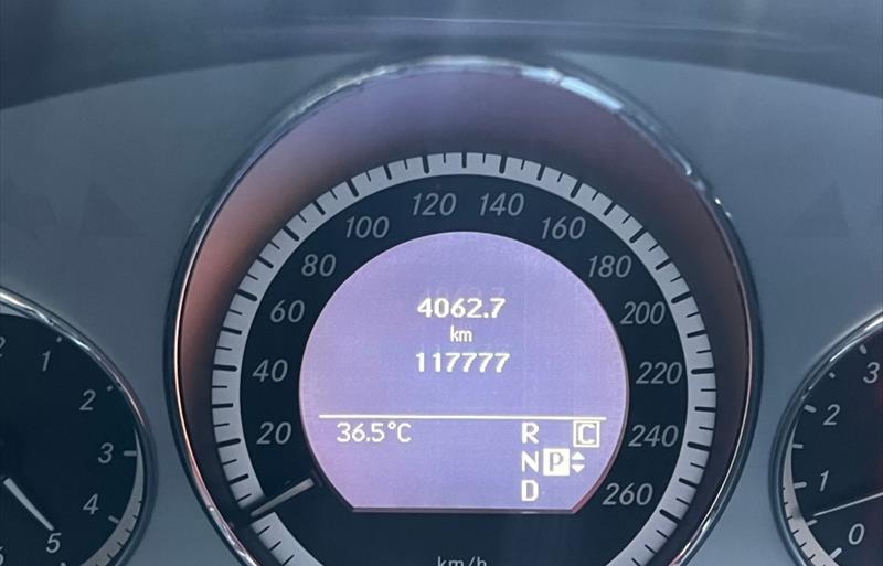ขายรถเก๋งมือสอง-mercedes-benz-เมอร์เซเดสเบนซ์-e300-อีสามศูนย์ศูนย์-รถปี2010-รหัส71671-208c4f75.jpg ขายรถเก๋งมือสอง-mercedes-benz-เมอร์เซเดสเบนซ์-e300-อีสามศูนย์ศูนย์-รถปี2010-รหัส71671-208c4f75.jpg