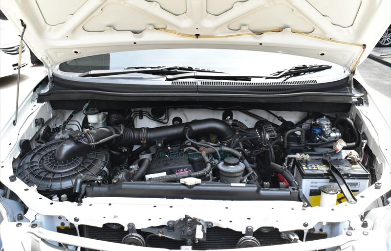 ขายรถตู้มือสอง toyota innova รถปี2015 รหัส 71679 รูปที่6