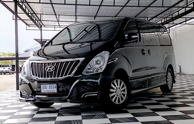 รถตู้มือสอง  HYUNDAI H-1 2.5 Deluxe รถปี2018