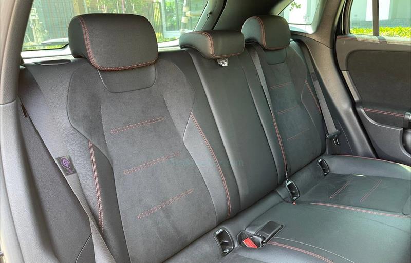 ขายรถเก๋งมือสอง-mercedes-benz-เมอร์เซเดสเบนซ์-gla200-รถปี2021-รหัส71735-5d87749c.jpg ขายรถเก๋งมือสอง-mercedes-benz-เมอร์เซเดสเบนซ์-gla200-รถปี2021-รหัส71735-5d87749c.jpg