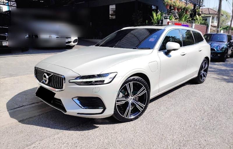 รถเก๋งมือสอง VOLVO V60 รถปี 2021