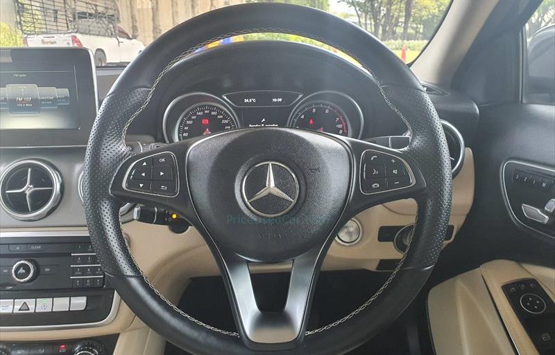 ขายรถเก๋งมือสอง-mercedes-benz-เมอร์เซเดสเบนซ์-gla200-รถปี2020-รหัส71767-d1bb0d0e.jpg ขายรถเก๋งมือสอง-mercedes-benz-เมอร์เซเดสเบนซ์-gla200-รถปี2020-รหัส71767-d1bb0d0e.jpg