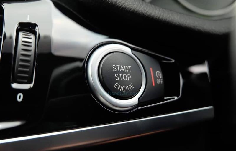 ขายรถ-suv-มือสอง-bmw-บีเอ็มดับบลิว-x4-เอ็กซ์4-รถปี2016-รหัส71783-31164bf8.jpg ขายรถ-suv-มือสอง-bmw-บีเอ็มดับบลิว-x4-เอ็กซ์4-รถปี2016-รหัส71783-31164bf8.jpg