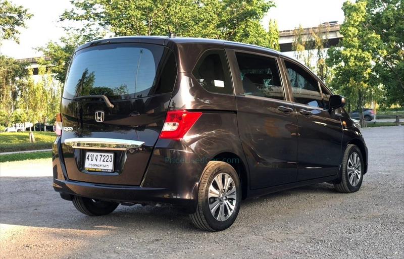 ขายรถเก๋งมือสอง honda freed รถปี2013 รหัส 71791 รูปที่2