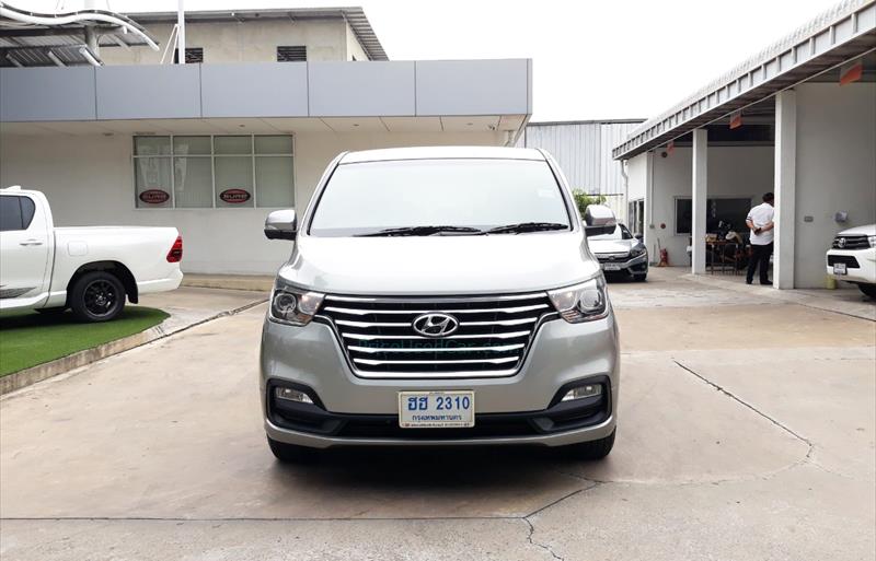 ขายรถตู้มือสอง hyundai h-1 รถปี2019 รหัส 71804 รูปที่2