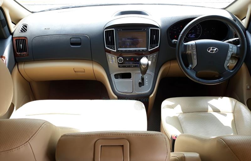 ขายรถตู้มือสอง-hyundai-ฮุนได-grand-starex-รถปี2018-รหัส71806-4fe75961.jpg ขายรถตู้มือสอง-hyundai-ฮุนได-grand-starex-รถปี2018-รหัส71806-4fe75961.jpg