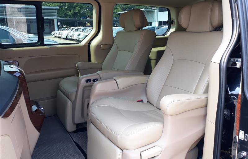 ขายรถตู้มือสอง-hyundai-ฮุนได-grand-starex-รถปี2018-รหัส71806-9eecc1a4.jpg ขายรถตู้มือสอง-hyundai-ฮุนได-grand-starex-รถปี2018-รหัส71806-9eecc1a4.jpg