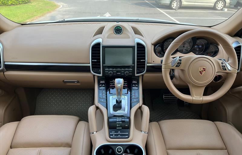 ขายรถ-suv-มือสอง-porsche-ปอร์เช่-cayenne-รถปี2013-รหัส71815-ec514bed.jpg ขายรถ-suv-มือสอง-porsche-ปอร์เช่-cayenne-รถปี2013-รหัส71815-ec514bed.jpg
