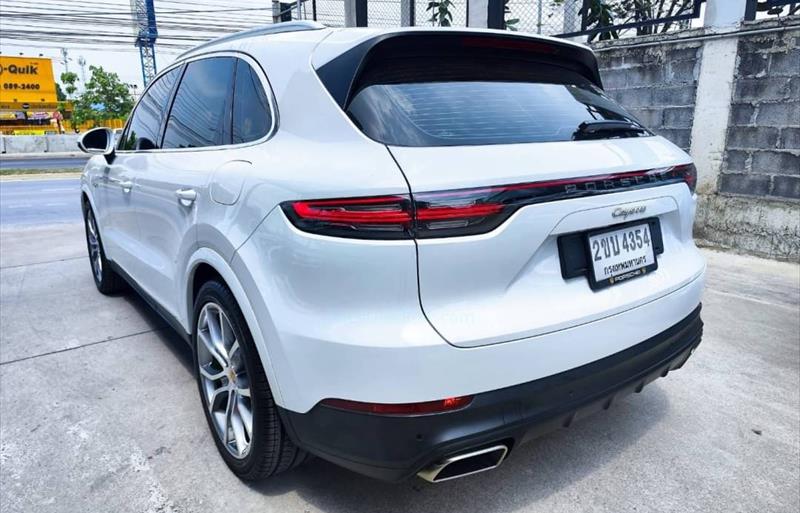 ขายรถ-suv-มือสอง-porsche-ปอร์เช่-cayenne-รถปี2022-รหัส71827-2e396048.jpeg ขายรถ-suv-มือสอง-porsche-ปอร์เช่-cayenne-รถปี2022-รหัส71827-2e396048.jpeg