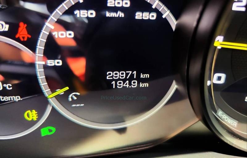 ขายรถ-suv-มือสอง-porsche-ปอร์เช่-cayenne-รถปี2022-รหัส71827-314f7763.jpeg ขายรถ-suv-มือสอง-porsche-ปอร์เช่-cayenne-รถปี2022-รหัส71827-314f7763.jpeg