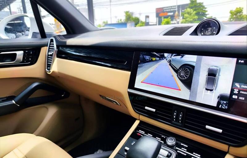 ขายรถ-suv-มือสอง-porsche-ปอร์เช่-cayenne-รถปี2022-รหัส71827-f0c4a3b3.jpeg ขายรถ-suv-มือสอง-porsche-ปอร์เช่-cayenne-รถปี2022-รหัส71827-f0c4a3b3.jpeg