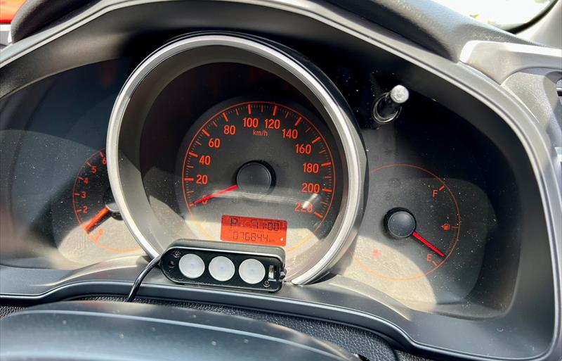 ขายรถเก๋งมือสอง honda jazz รถปี2016 รหัส 71832 รูปที่8