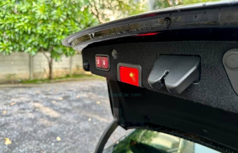 ขายรถเก๋งมือสอง-mercedes-benz-เมอร์เซเดสเบนซ์-c300-รถปี2016-รหัส71858-effe8ff7.jpeg ขายรถเก๋งมือสอง-mercedes-benz-เมอร์เซเดสเบนซ์-c300-รถปี2016-รหัส71858-effe8ff7.jpeg