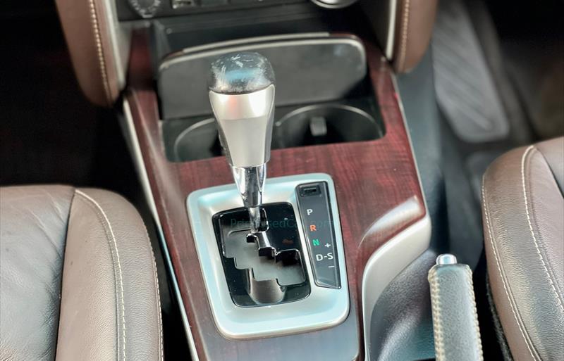 ขายรถอเนกประสงค์มือสอง toyota fortuner รถปี2018 รหัส 71865 รูปที่12