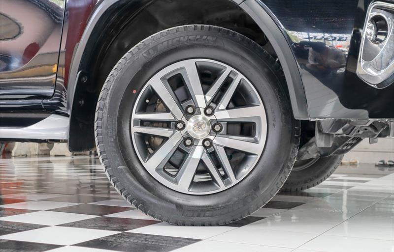 ขายรถ-suv-มือสอง-toyota-โตโยต้า-fortuner-ฟอร์จูนเนอร์-รถปี2019-รหัส71898-2b228c17.jpg ขายรถ-suv-มือสอง-toyota-โตโยต้า-fortuner-ฟอร์จูนเนอร์-รถปี2019-รหัส71898-2b228c17.jpg