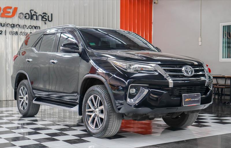 รถ SUV มือสอง  TOYOTA FORTUNER 2.4 V รถปี2019