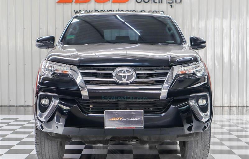 ขายรถอเนกประสงค์มือสอง toyota fortuner รถปี2019 รหัส 71898 รูปที่2