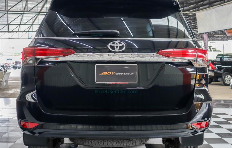 ขายรถ-suv-มือสอง-toyota-โตโยต้า-fortuner-ฟอร์จูนเนอร์-รถปี2019-รหัส71898-d4dcb550.jpg ขายรถ-suv-มือสอง-toyota-โตโยต้า-fortuner-ฟอร์จูนเนอร์-รถปี2019-รหัส71898-d4dcb550.jpg