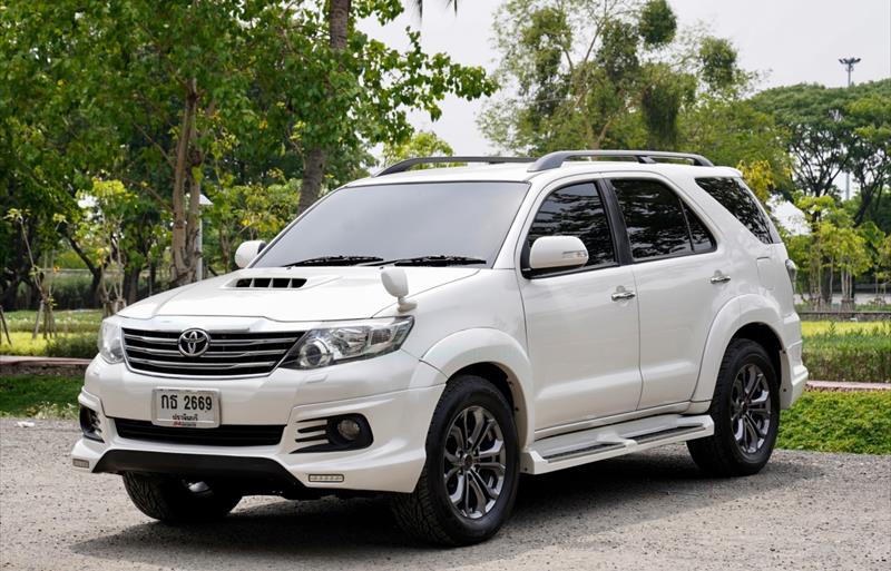 รถอเนกประสงค์มือสอง TOYOTA FORTUNER รถปี 2012