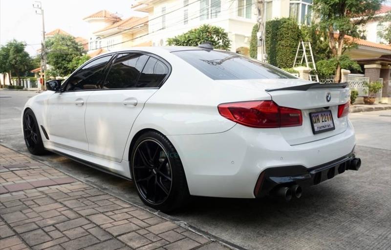 ขายรถเก๋งมือสอง-bmw-บีเอ็มดับบลิว-520d-ห้าสองศูนย์ดี-รถปี2019-รหัส71981-4f8b7e19.jpeg ขายรถเก๋งมือสอง-bmw-บีเอ็มดับบลิว-520d-ห้าสองศูนย์ดี-รถปี2019-รหัส71981-4f8b7e19.jpeg
