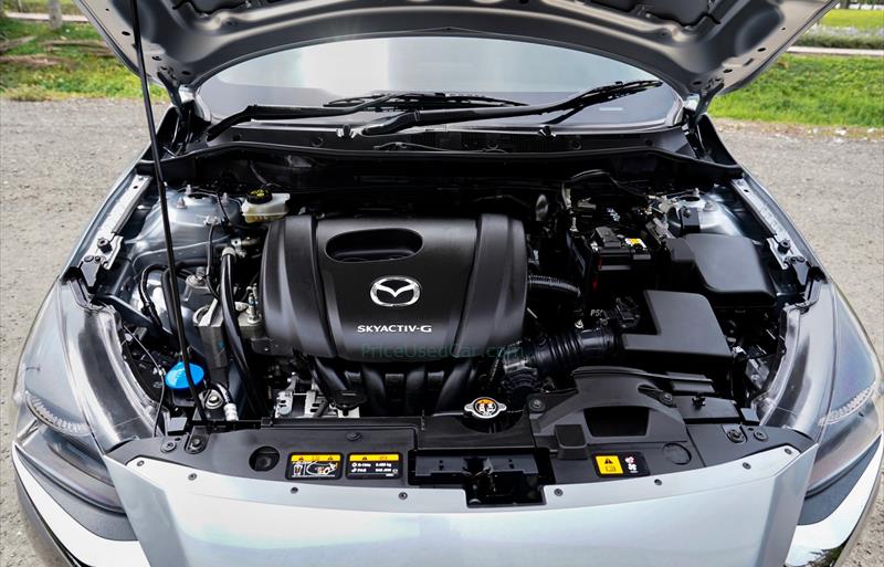 ขายรถเก๋งมือสอง-mazda-มาสด้า-2-สอง-รถปี2020-รหัส71983-9b02d013.jpg ขายรถเก๋งมือสอง-mazda-มาสด้า-2-สอง-รถปี2020-รหัส71983-9b02d013.jpg