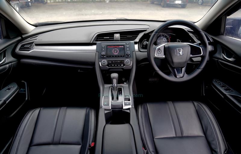 ขายรถเก๋งมือสอง honda civic รถปี2016 รหัส 71984 รูปที่9