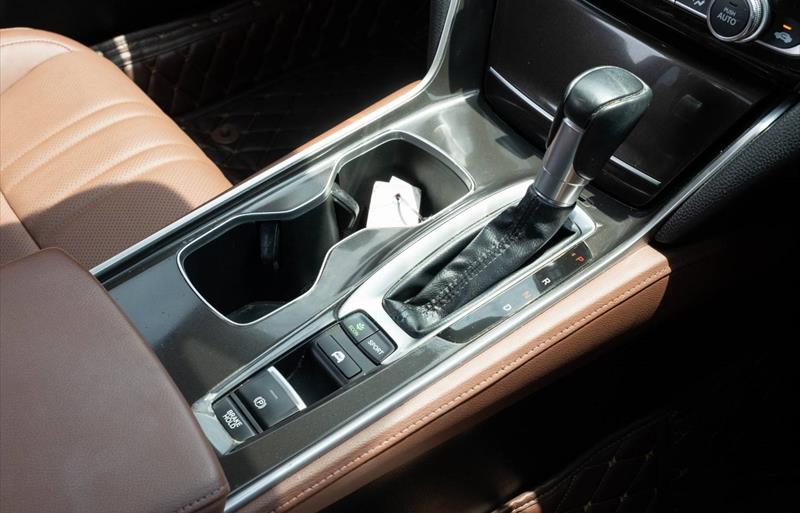 ขายรถเก๋งมือสอง honda accord รถปี2020 รหัส 71990 รูปที่12 ขายรถเก๋งมือสอง honda accord รถปี2020 รหัส 71990 รูปที่12