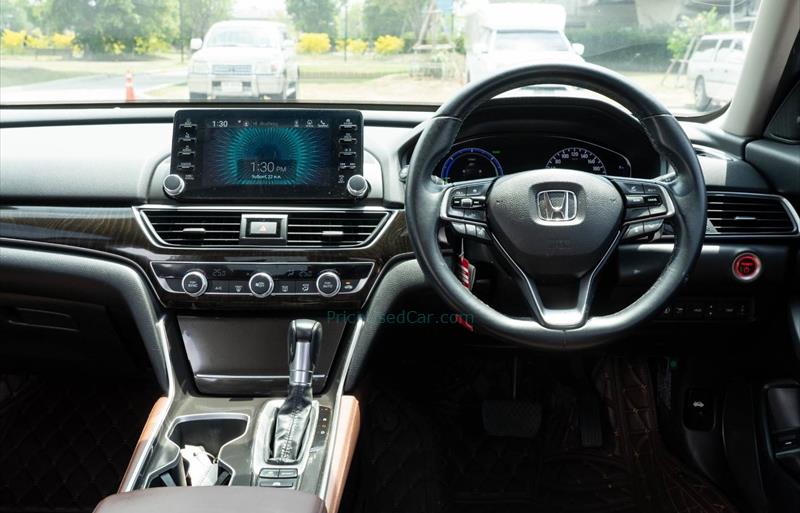 ขายรถเก๋งมือสอง honda accord รถปี2020 รหัส 71990 รูปที่10 ขายรถเก๋งมือสอง honda accord รถปี2020 รหัส 71990 รูปที่10