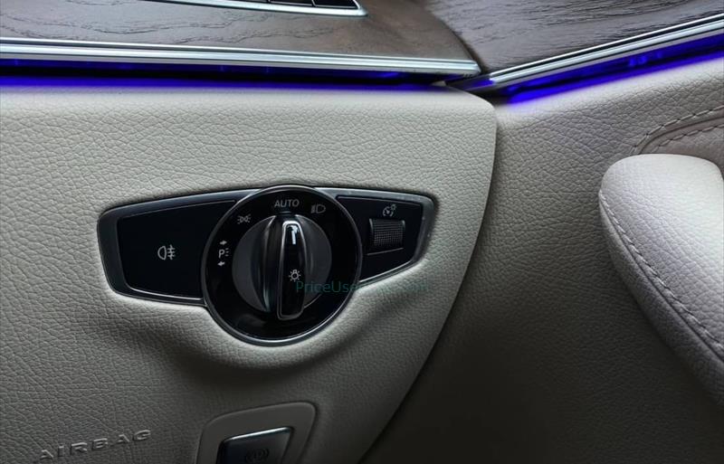 ขายรถเก๋งมือสอง mercedes-benz e350 รถปี2018 รหัส 71993-รูปที่6 ขายรถเก๋งมือสอง mercedes-benz e350 รถปี2018 รหัส 71993-รูปที่6