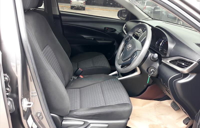 ขายรถเก๋งมือสอง-toyota-โตโยต้า-yaris-ativ-ยาริส-เอทิฟ-รถปี2018-รหัส71998-19337970.jpg ขายรถเก๋งมือสอง-toyota-โตโยต้า-yaris-ativ-ยาริส-เอทิฟ-รถปี2018-รหัส71998-19337970.jpg