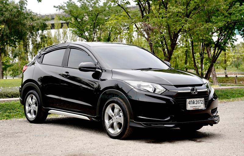 ขายรถ-suv-มือสอง-honda-ฮอนด้า-hr-v-เอชอาร์วี-รถปี2015-รหัส72002-41e8f1fa.jpg ขายรถ-suv-มือสอง-honda-ฮอนด้า-hr-v-เอชอาร์วี-รถปี2015-รหัส72002-41e8f1fa.jpg